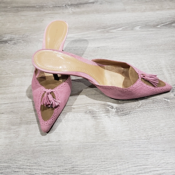 Ann Taylor Shoes - Ann Taylor Pink Kitten Heel 👠